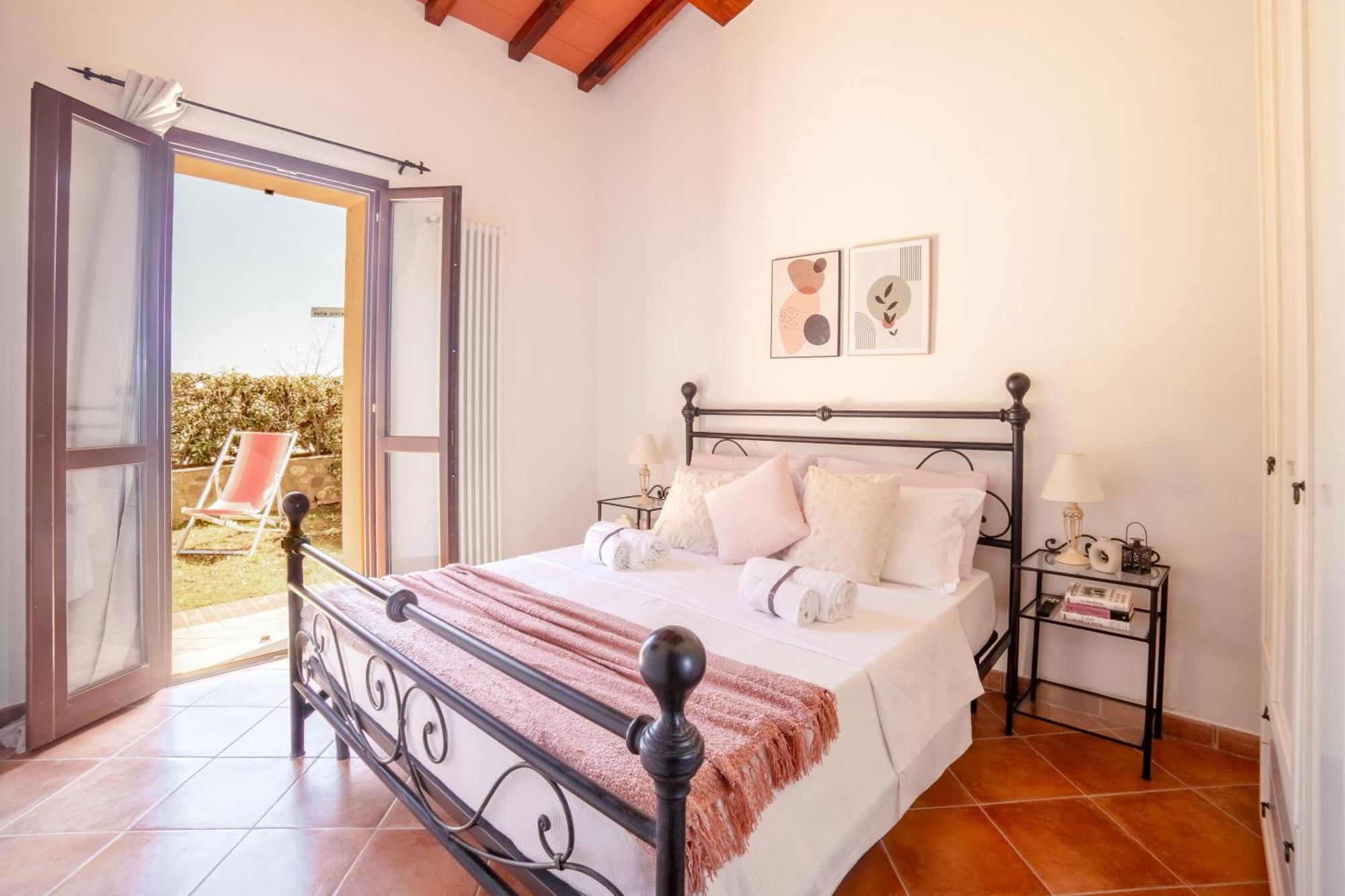 Noi 2 Vacanze - Il Nido Di Gina Contignano Ngoại thất bức ảnh