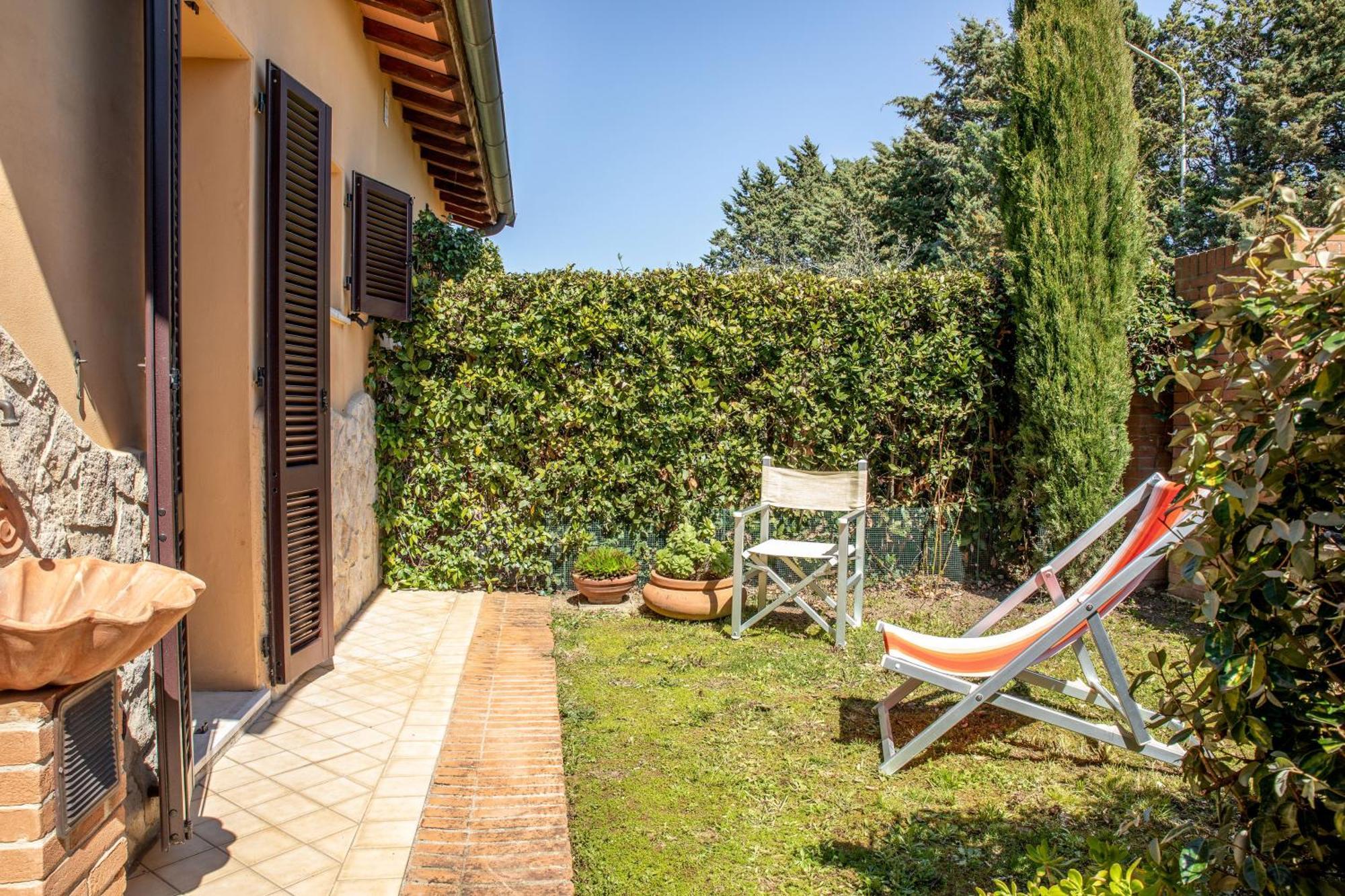 Noi 2 Vacanze - Il Nido Di Gina Contignano Ngoại thất bức ảnh